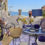 una terrazas con platos y jarrones de ceramica- espacio creativo